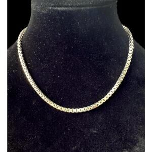 TIFFANY & Co Venetian Box 18” 925 Sterling chain, 38 grams